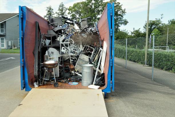 Best Trash Removal Near Me  in Maplewood, WA